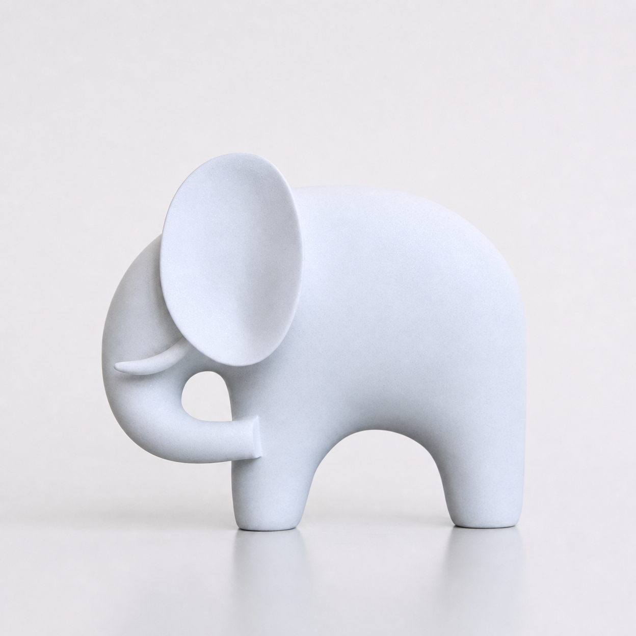 Sandstone Couple Elephant Resin Sculpture for Home Living Room Decor