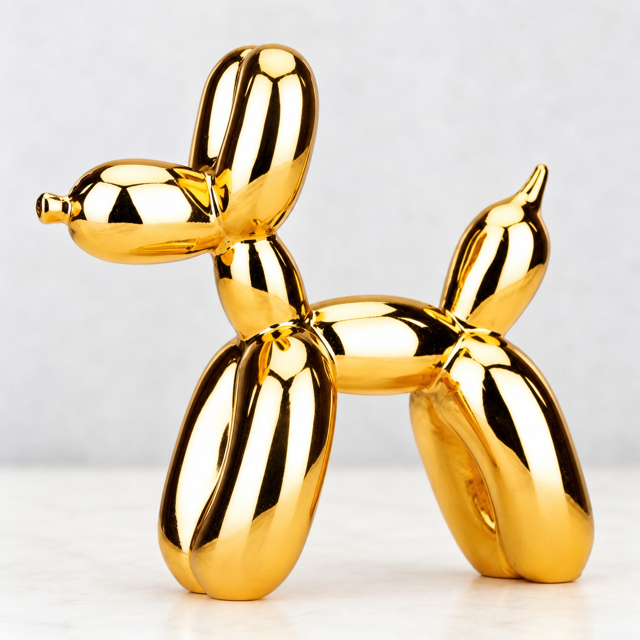 Balloon-Shaped Dog Sculpture Resin Table Decor